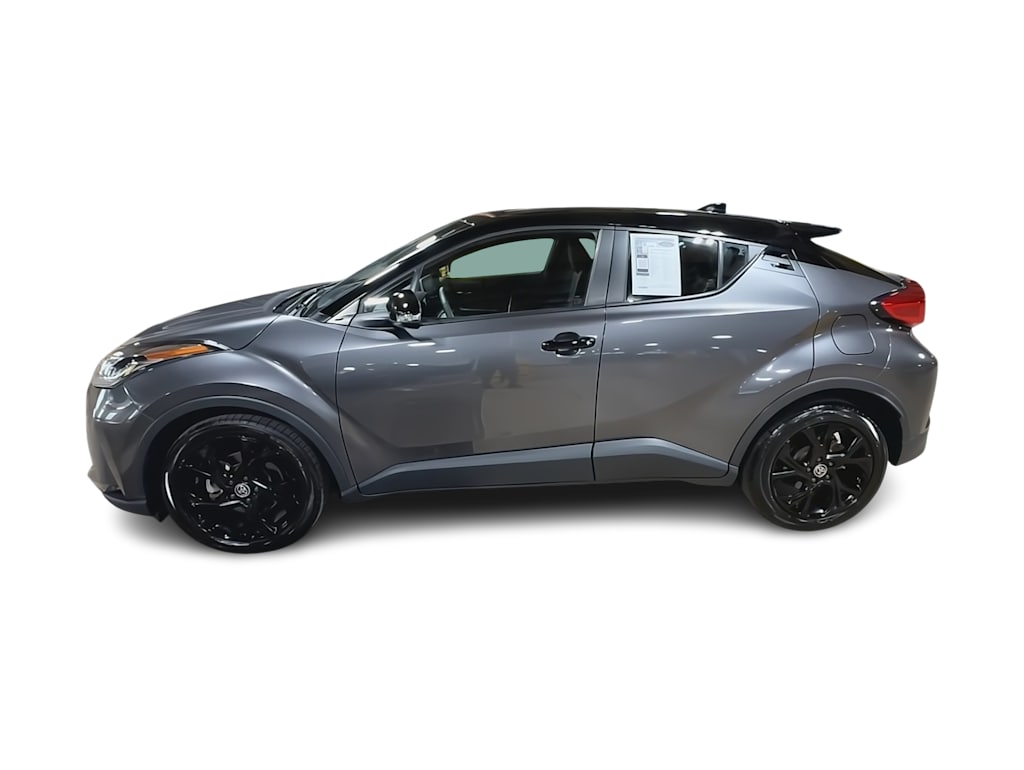 Thumbnail: 2022 Toyota C-HR - 3