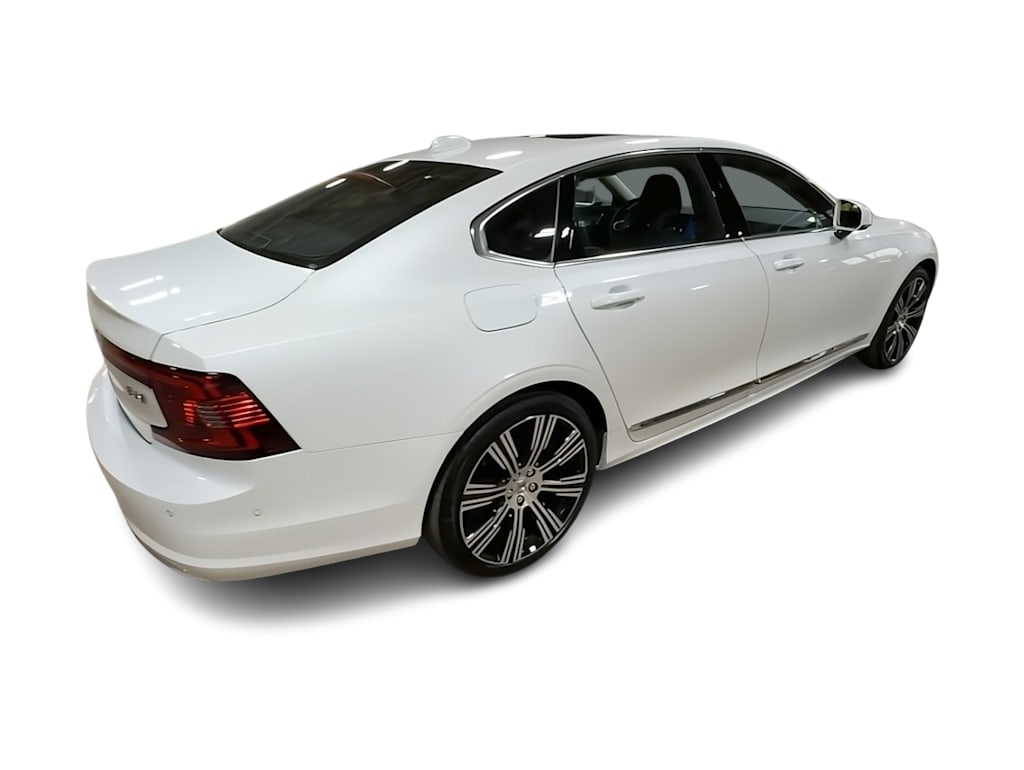 Thumbnail: 2025 Volvo S90 - 21