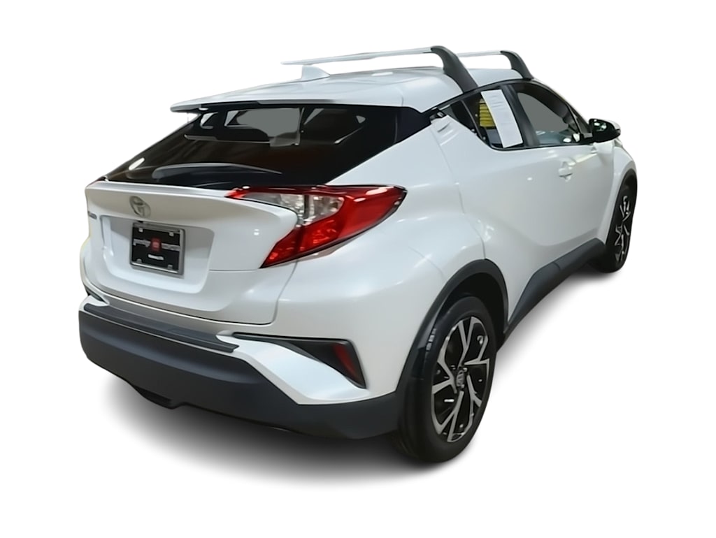 Thumbnail: 2022 Toyota C-HR - 21