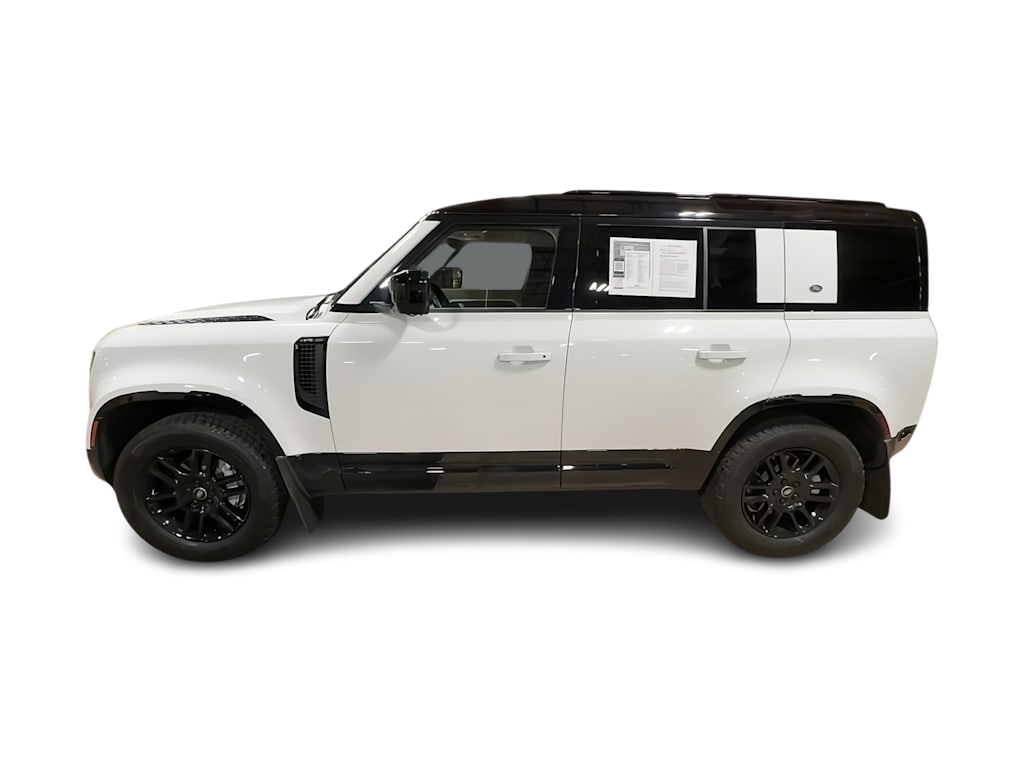 Thumbnail: 2023 Land Rover Defender - 3