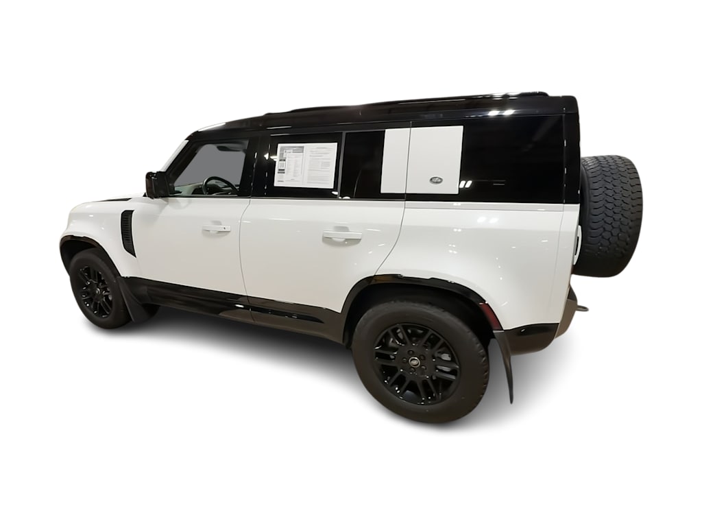 Thumbnail: 2023 Land Rover Defender - 18