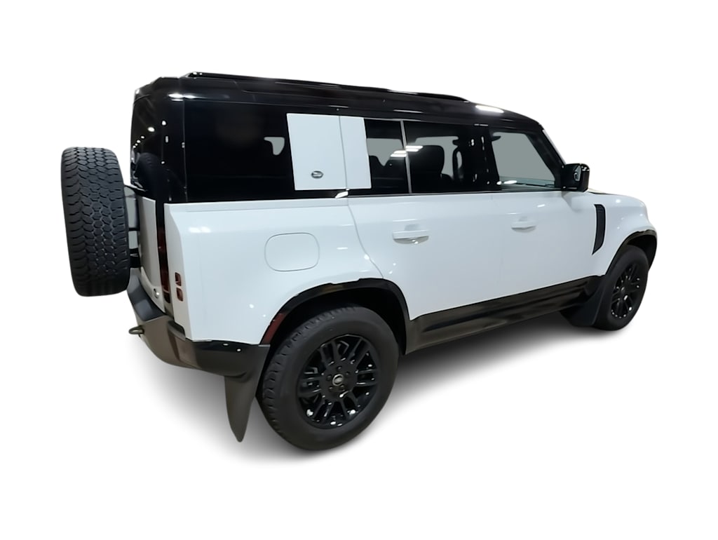 Thumbnail: 2023 Land Rover Defender - 20
