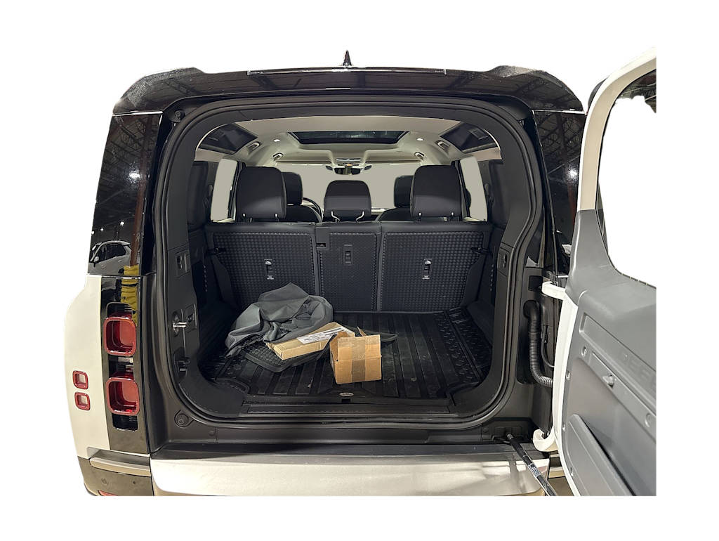 Thumbnail: 2023 Land Rover Defender - 14