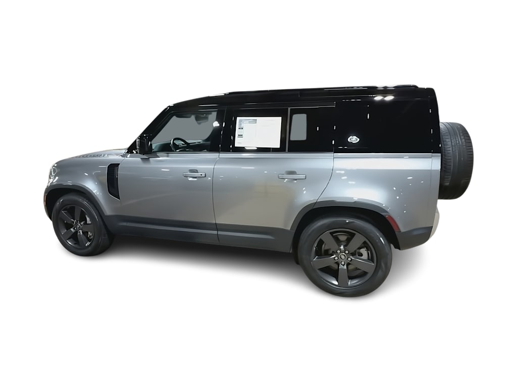 Thumbnail: 2023 Land Rover Defender - 18