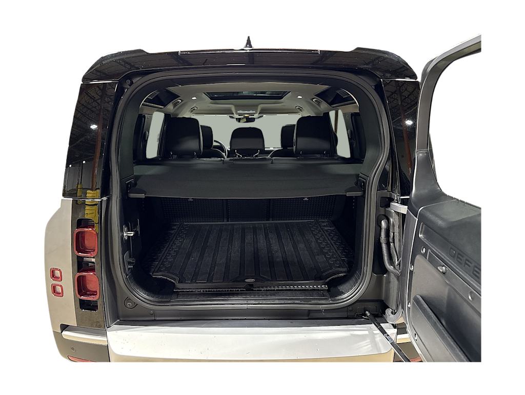 Thumbnail: 2023 Land Rover Defender - 14