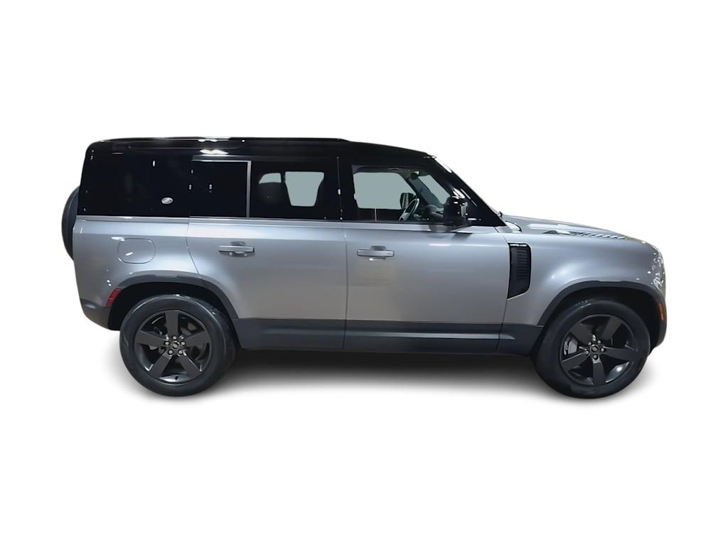 Thumbnail: 2023 Land Rover Defender - 21