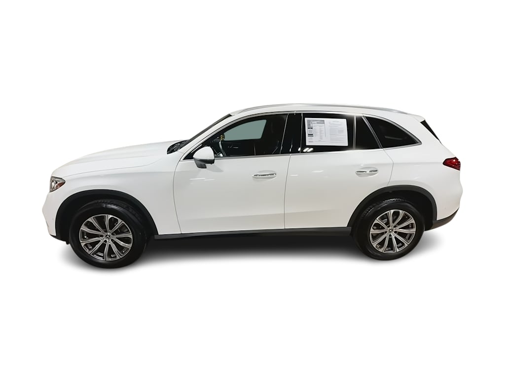 Thumbnail: 2024 Mercedes-Benz GLC - 3