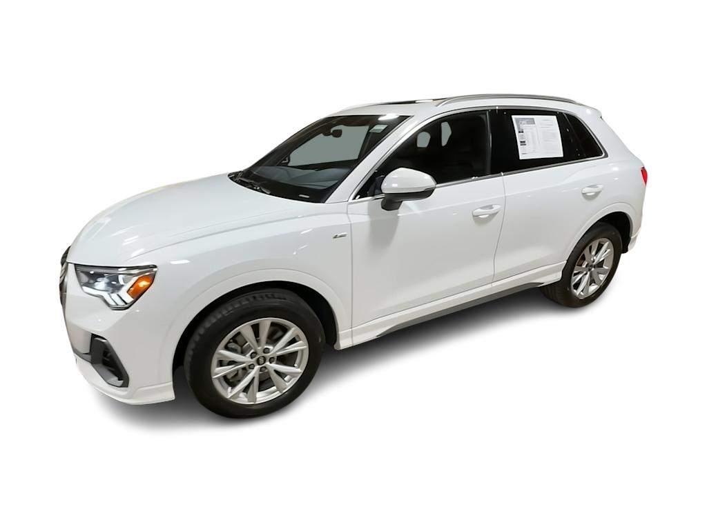 Thumbnail: 2023 Audi Q3 - 3