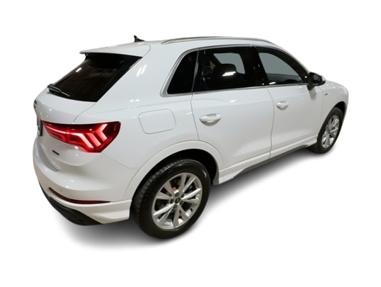 Thumbnail: 2023 Audi Q3 - 18
