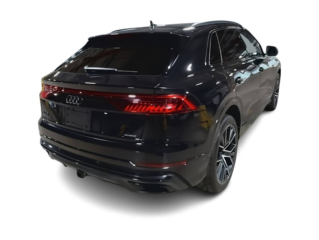 Thumbnail: 2020 Audi Q8 - 21