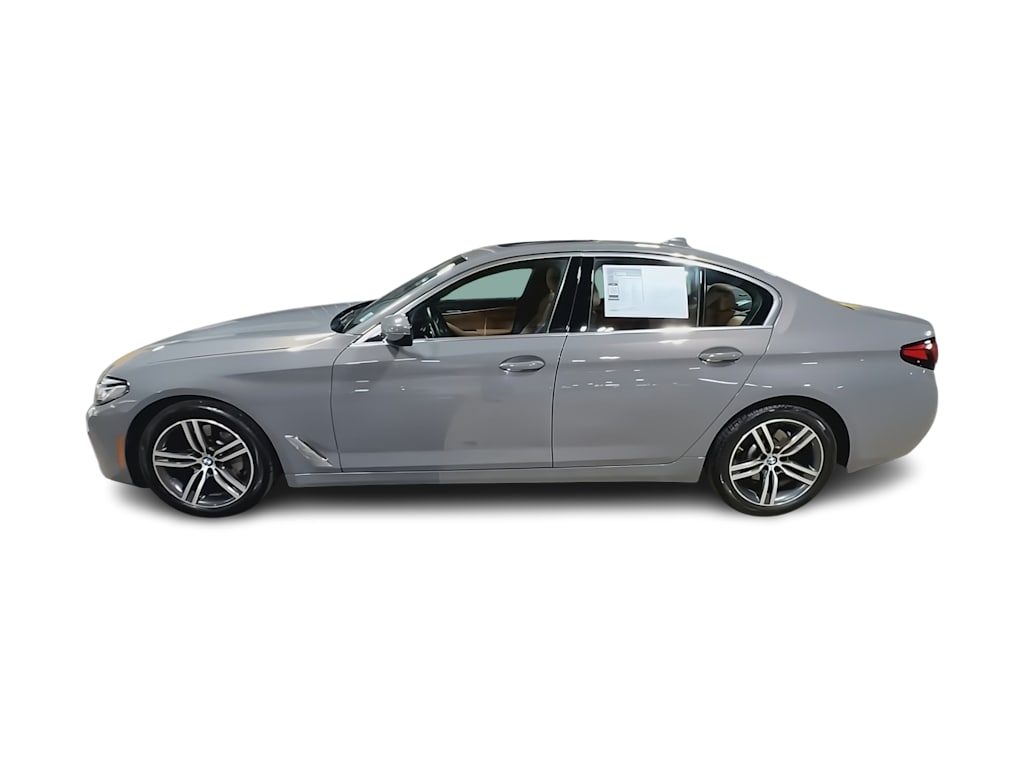 Thumbnail: 2021 BMW 5 Series - 3