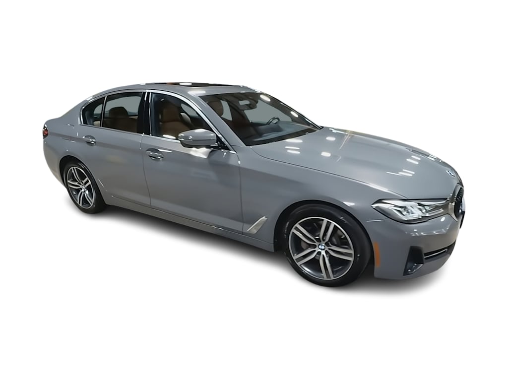 Thumbnail: 2021 BMW 5 Series - 17