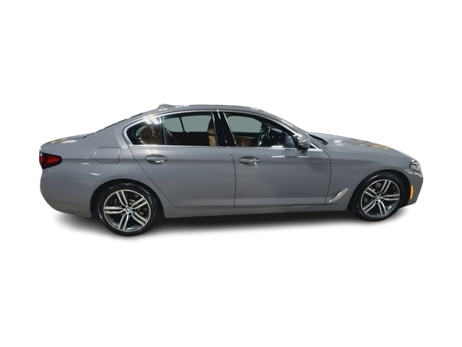 Thumbnail: 2021 BMW 5 Series - 22