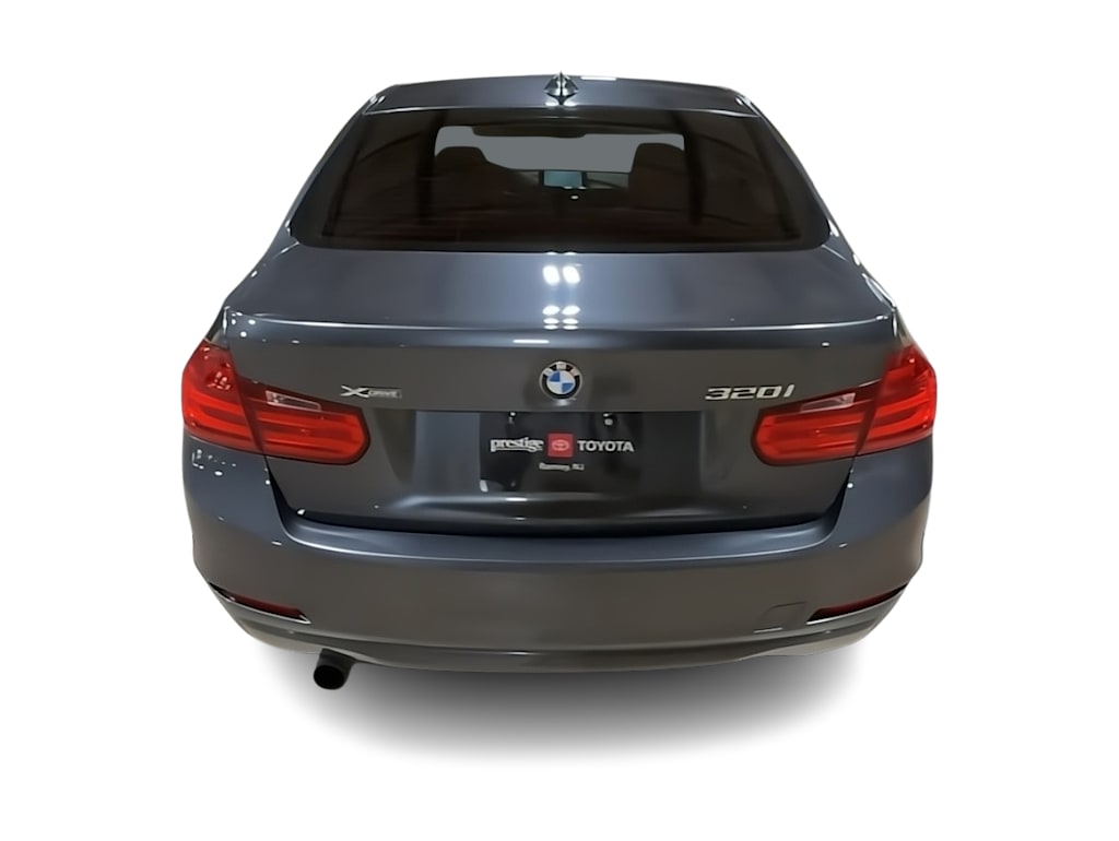 Thumbnail: 2015 BMW 3 Series - 4