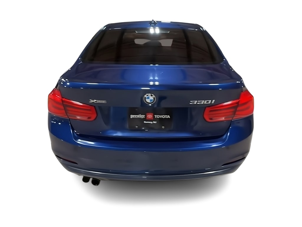 Thumbnail: 2018 BMW 3 Series - 4