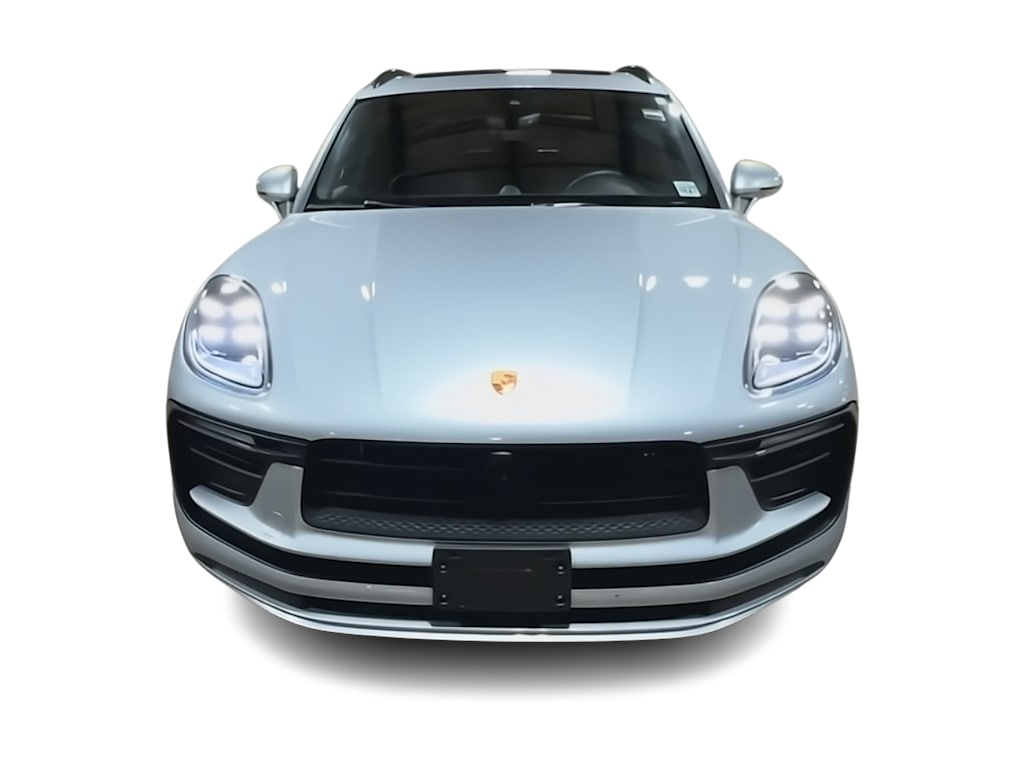 Thumbnail: 2023 Porsche Macan - 4