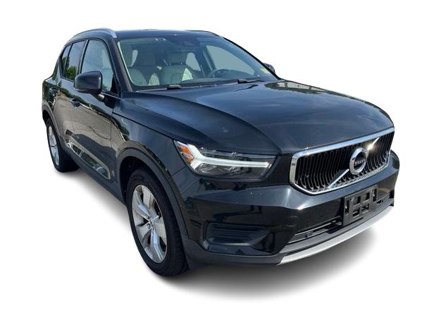 Thumbnail: 2019 Volvo XC40 - 8