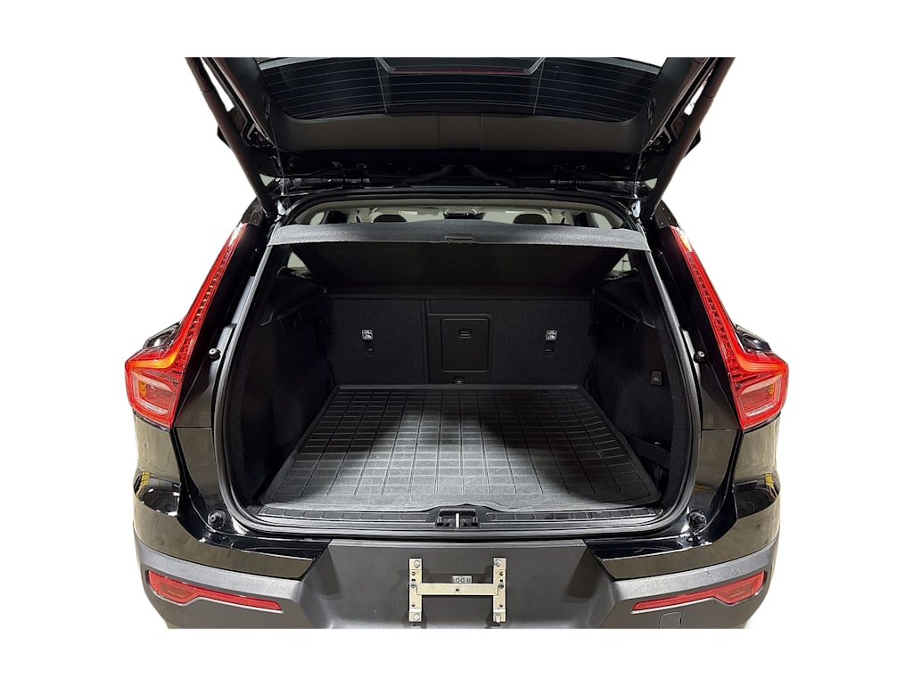 Thumbnail: 2019 Volvo XC40 - 15