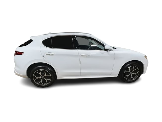 Thumbnail: 2020 Alfa Romeo Stelvio - 22