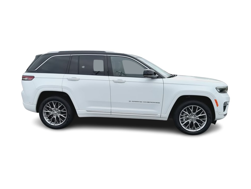 Thumbnail: 2023 Jeep Grand Cherokee - 23