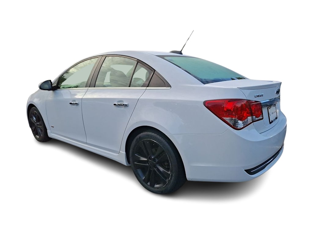 Thumbnail: 2015 Chevrolet Cruze - 3
