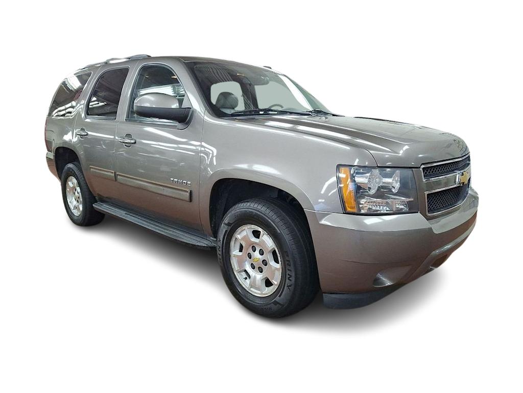 Thumbnail: 2013 Chevrolet Tahoe - 14