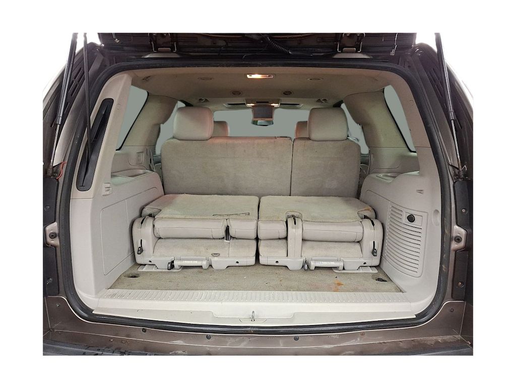 Thumbnail: 2013 Chevrolet Tahoe - 11