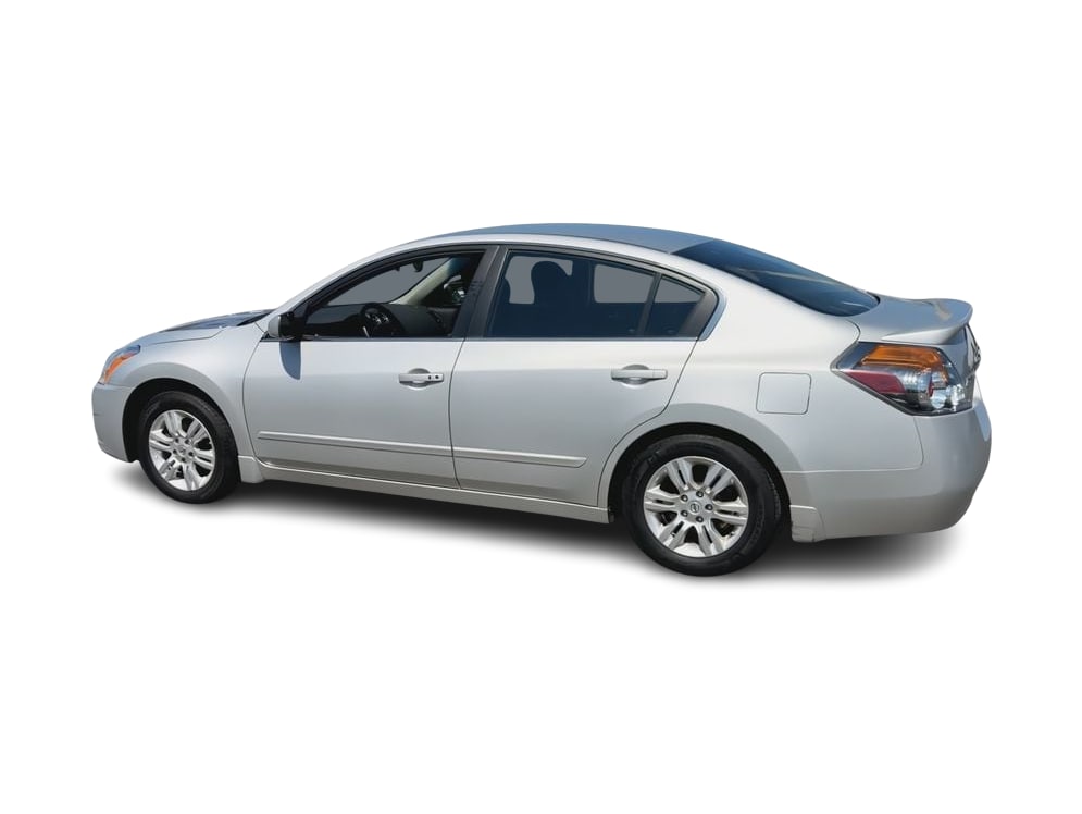 Thumbnail: 2012 Nissan Altima - 22