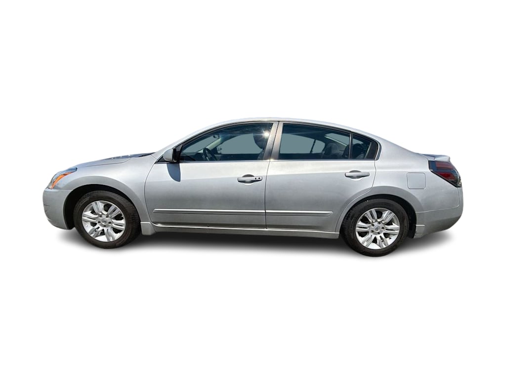 Thumbnail: 2012 Nissan Altima - 25