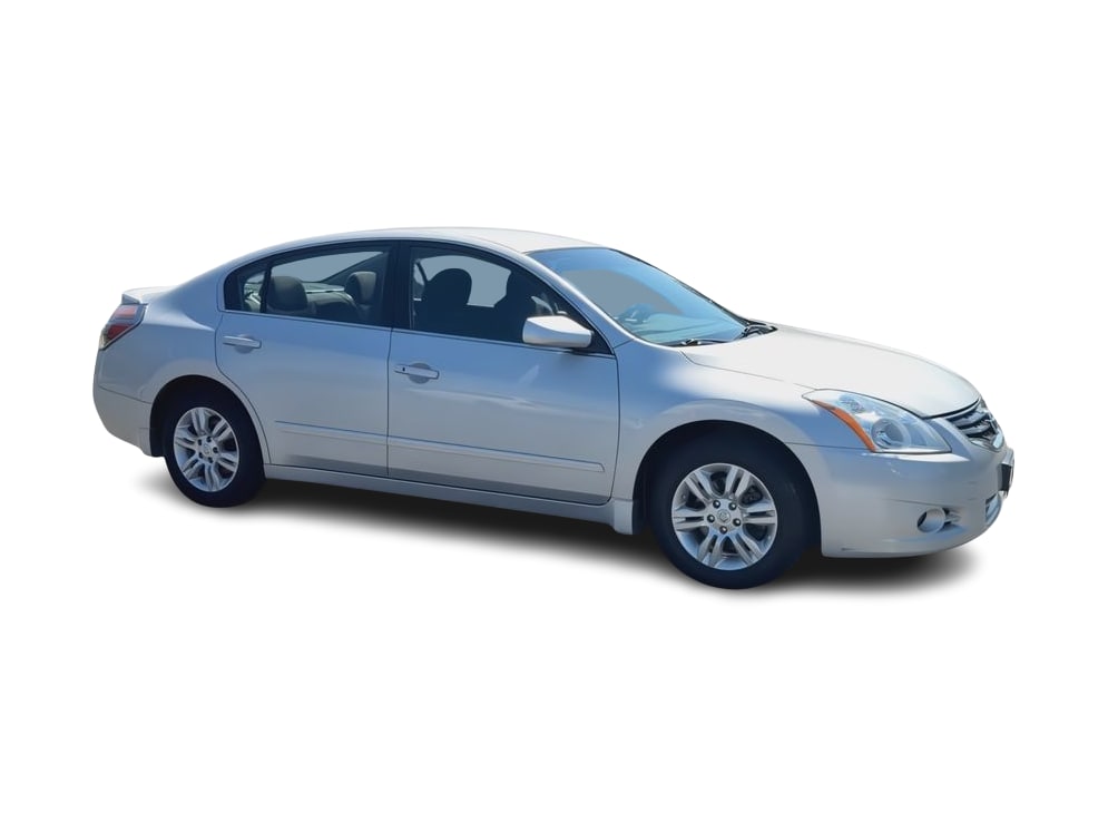 Thumbnail: 2012 Nissan Altima - 20