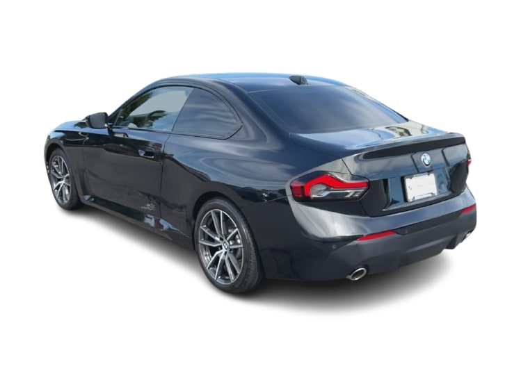 Thumbnail: 2024 BMW 2 Series - 4