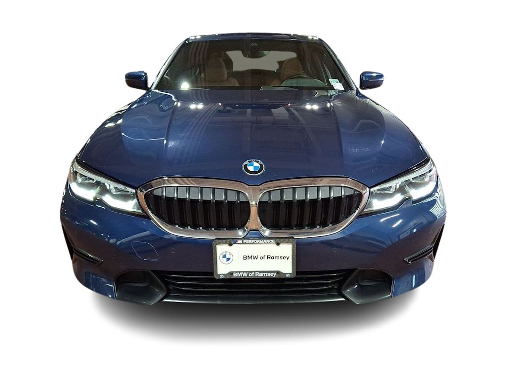 Thumbnail: 2022 BMW 3 Series - 4