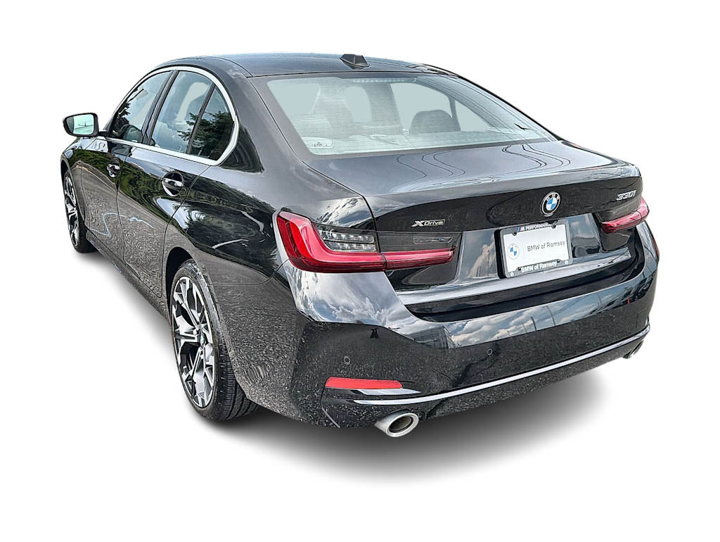 Thumbnail: 2026 BMW 3 Series - 24