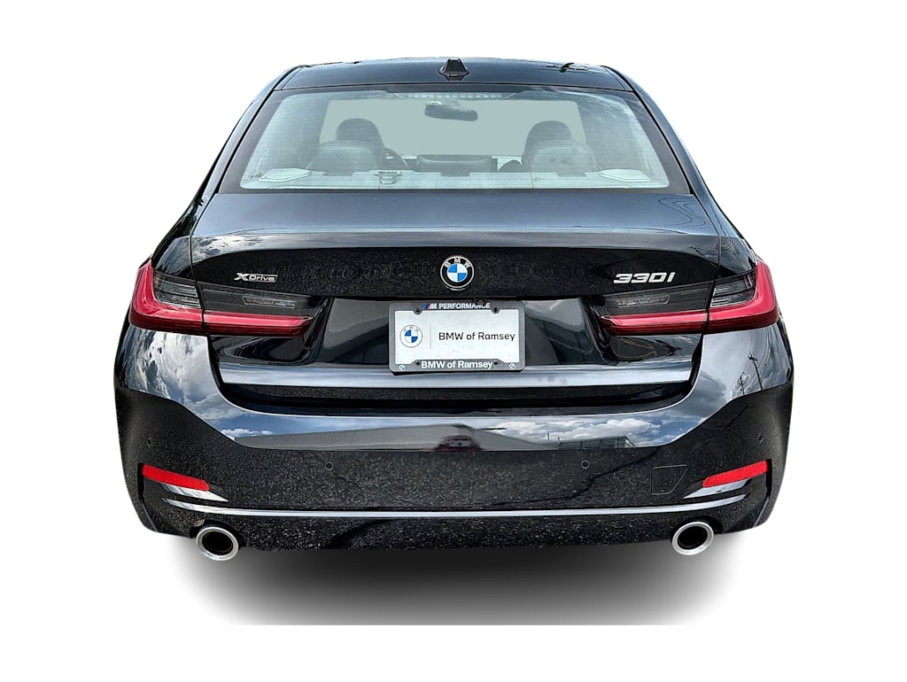 Thumbnail: 2026 BMW 3 Series - 5