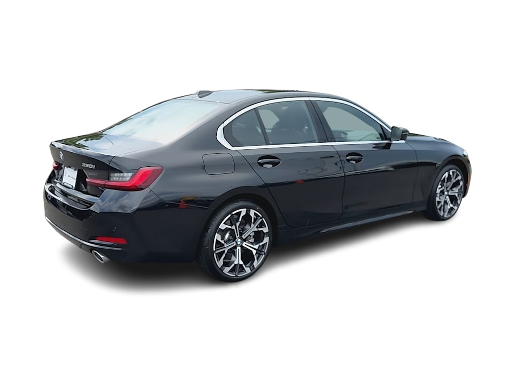Thumbnail: 2026 BMW 3 Series - 21
