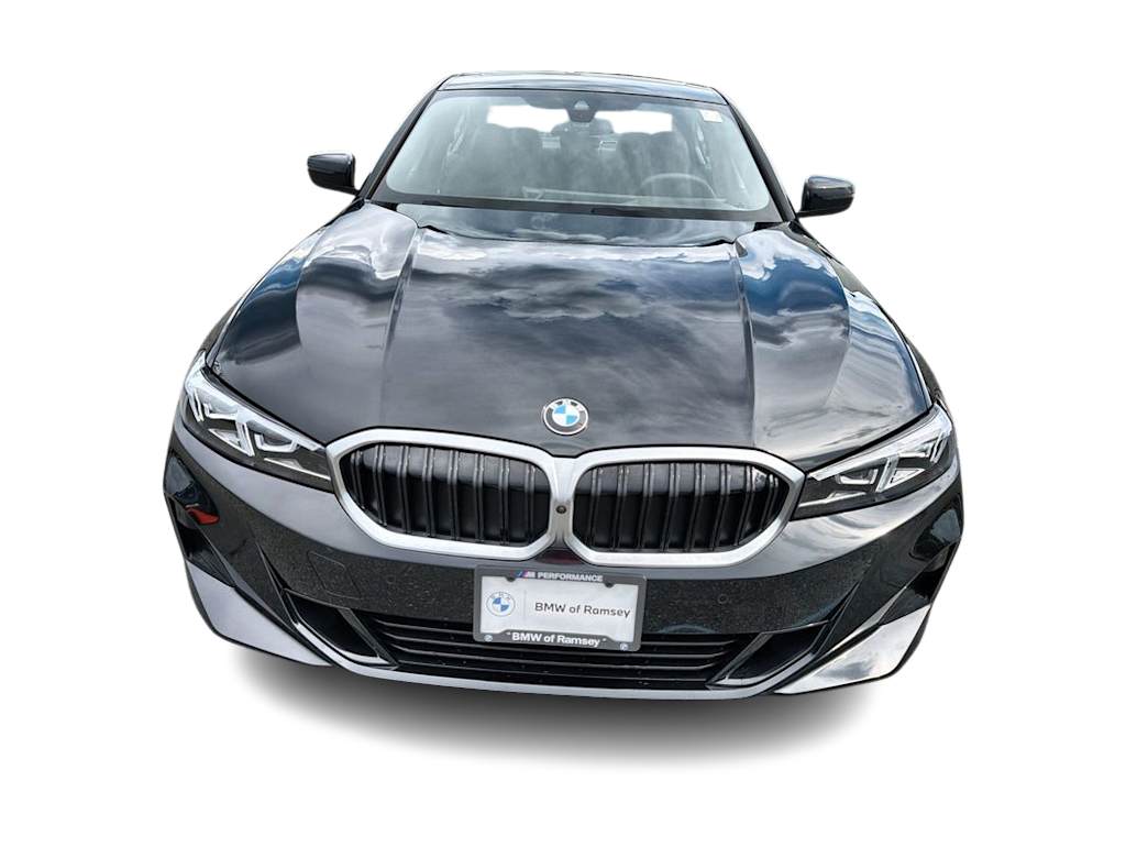 Thumbnail: 2026 BMW 3 Series - 26