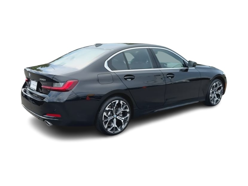 Thumbnail: 2026 BMW 3 Series - 22