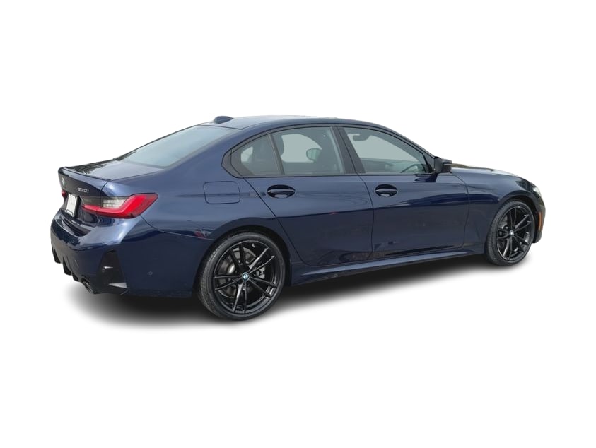 Thumbnail: 2023 BMW 3 Series - 21
