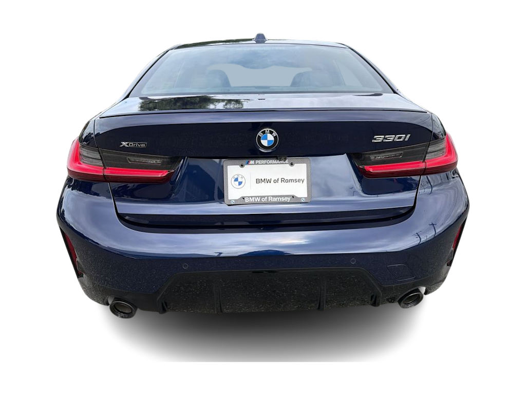 Thumbnail: 2023 BMW 3 Series - 25