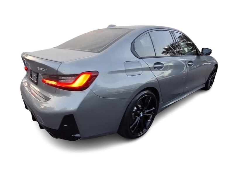 Thumbnail: 2023 BMW 3 Series - 16