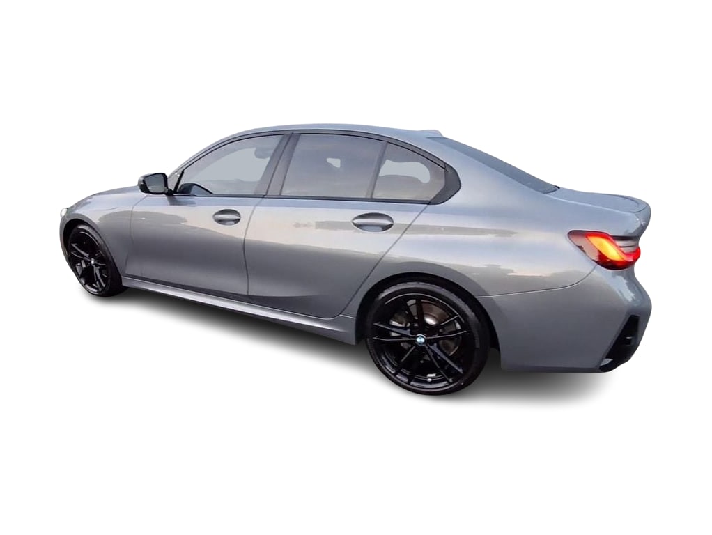 Thumbnail: 2023 BMW 3 Series - 3