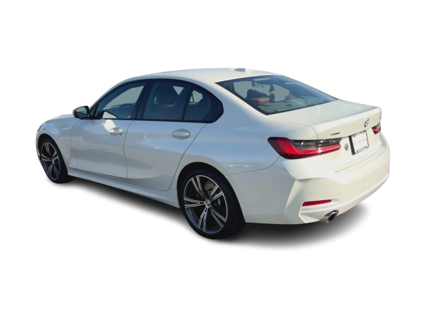 Thumbnail: 2023 BMW 3 Series - 4