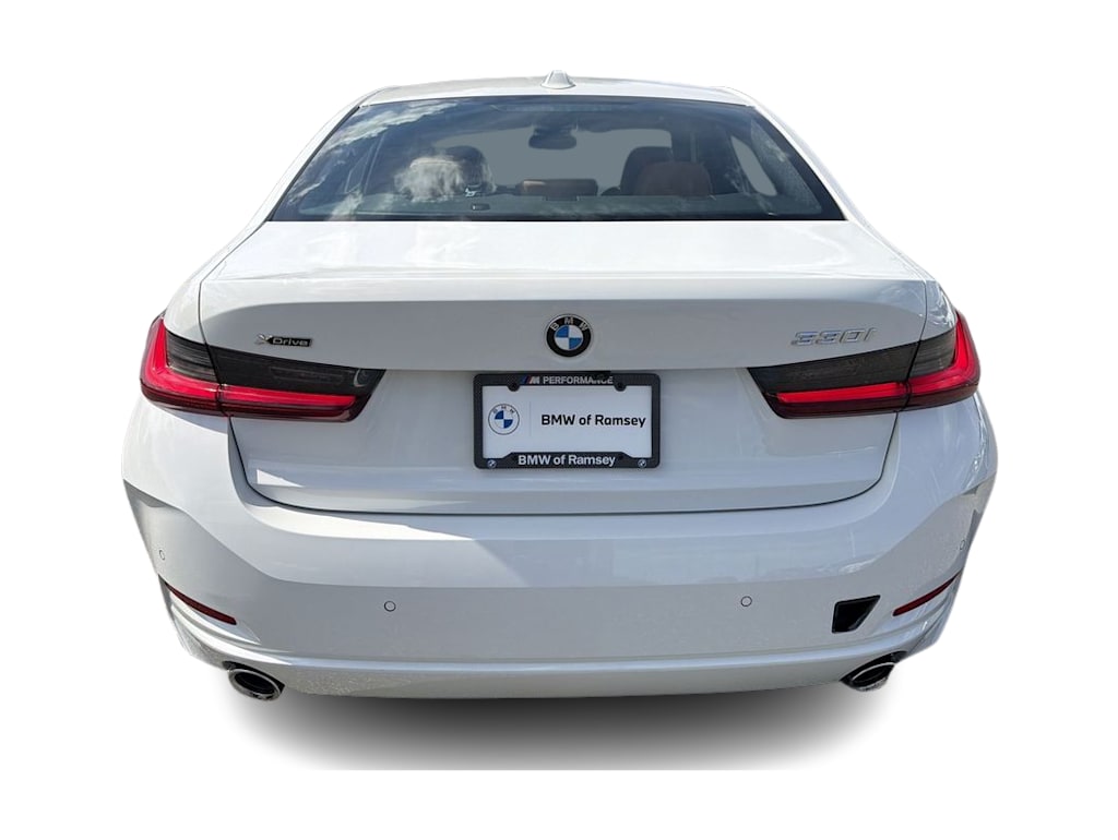 Thumbnail: 2023 BMW 3 Series - 25