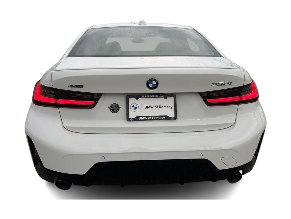 Thumbnail: 2023 BMW 3 Series - 25