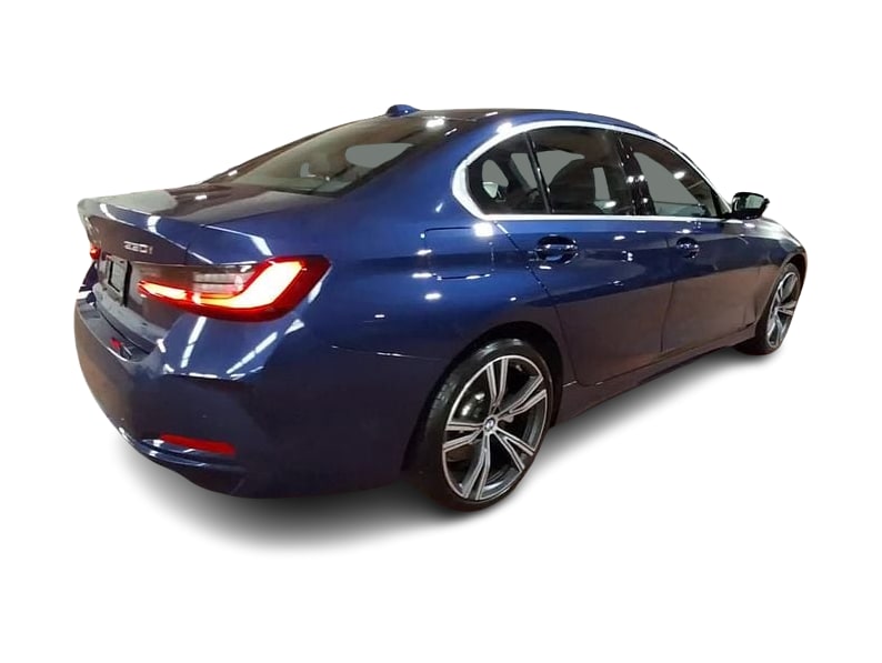 Thumbnail: 2024 BMW 3 Series - 14