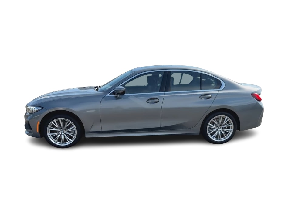 Thumbnail: 2024 BMW 3 Series - 3
