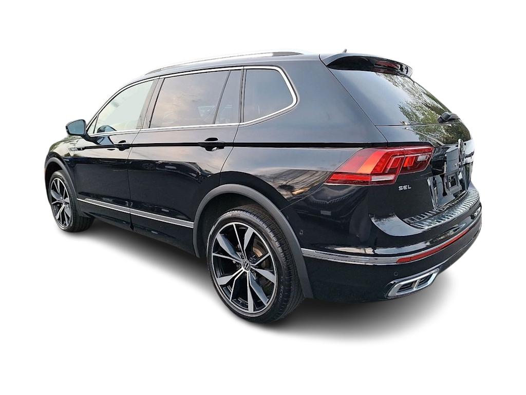 Thumbnail: 2022 Volkswagen Tiguan - 2