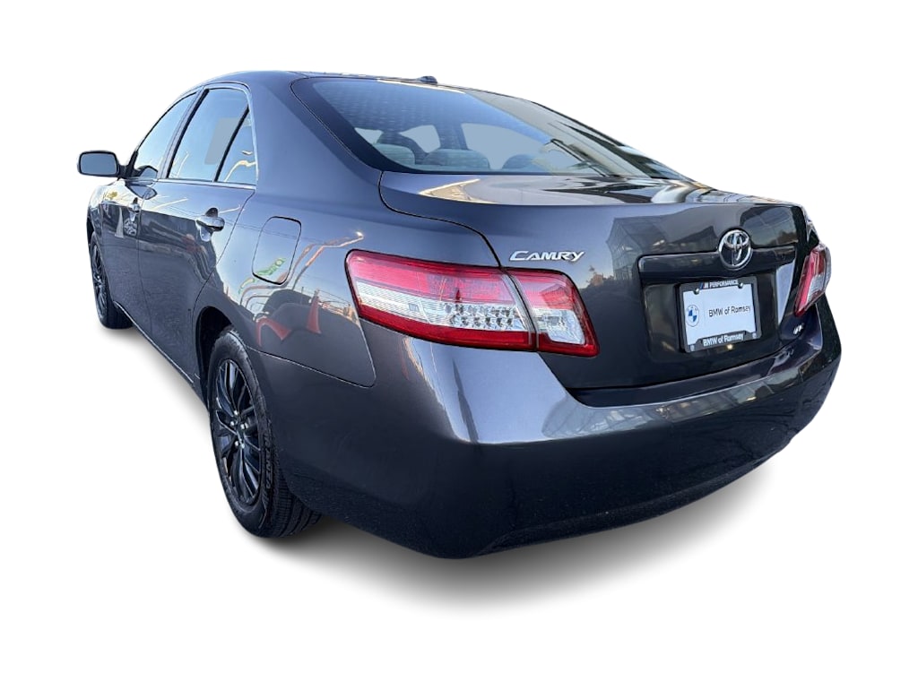 Thumbnail: 2011 Toyota Camry - 24