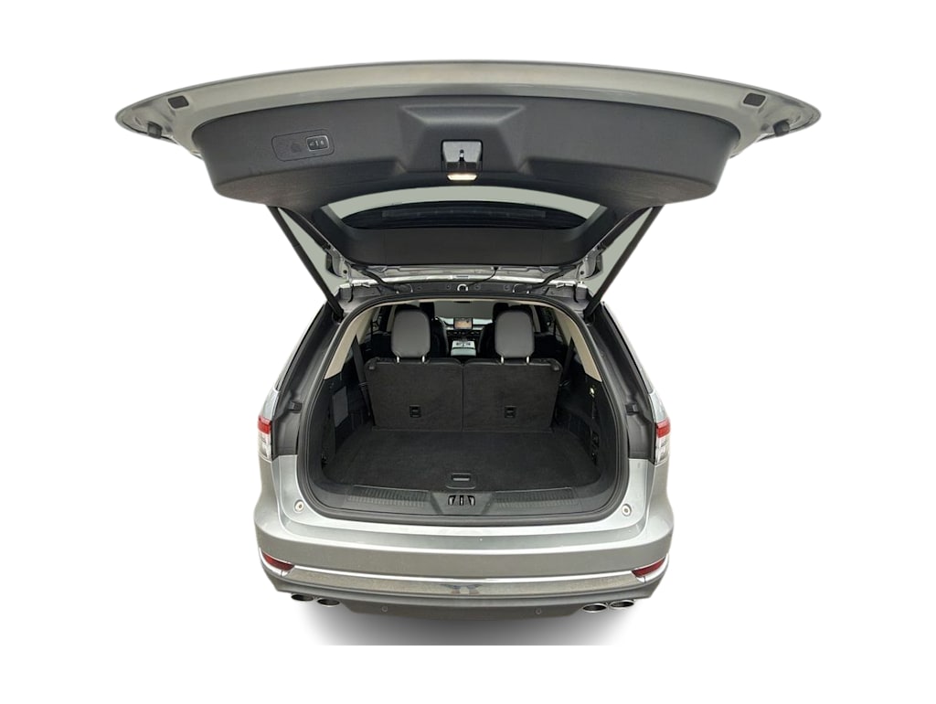 Thumbnail: 2023 Lincoln Aviator - 16