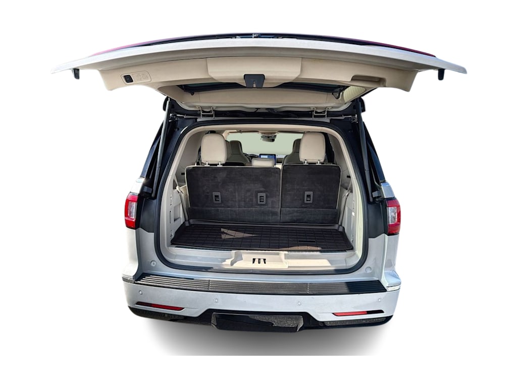 Thumbnail: 2019 Lincoln Navigator - 15